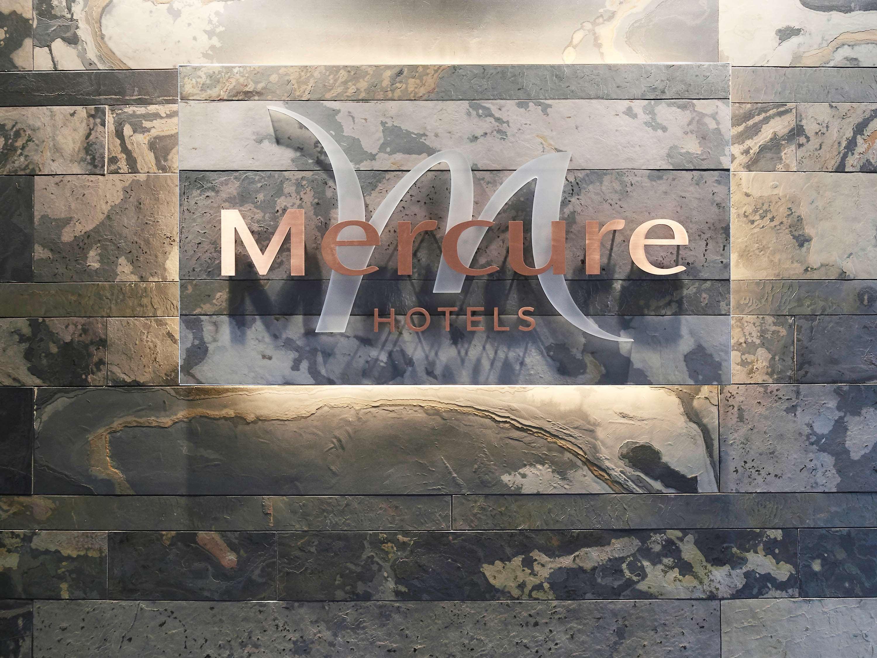 Mercure Cardiff Holland House Hotel & Spa Экстерьер фото