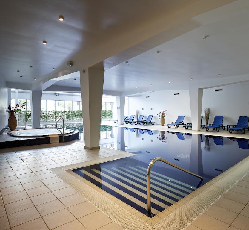 Mercure Cardiff Holland House Hotel & Spa Экстерьер фото