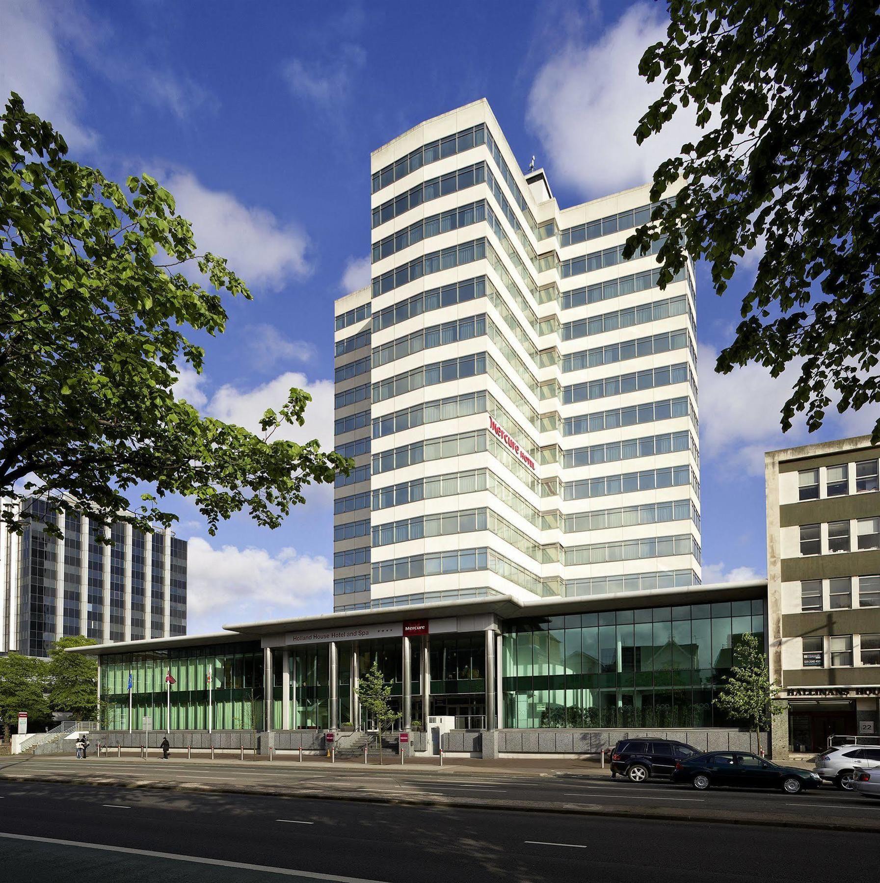 Mercure Cardiff Holland House Hotel & Spa Экстерьер фото